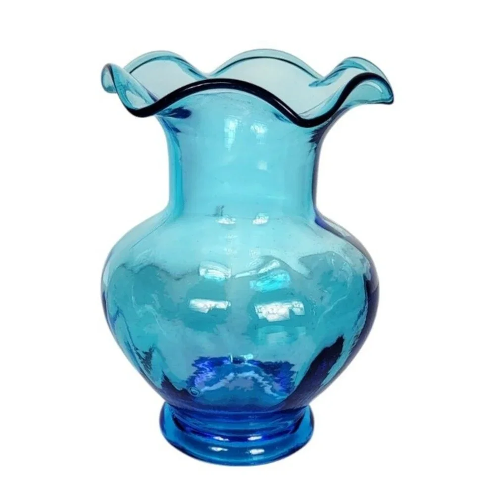 Vintage MCM Aqua Turquoise Blue Ribbed Glass Ruffled Rim Flower Vase 7.5